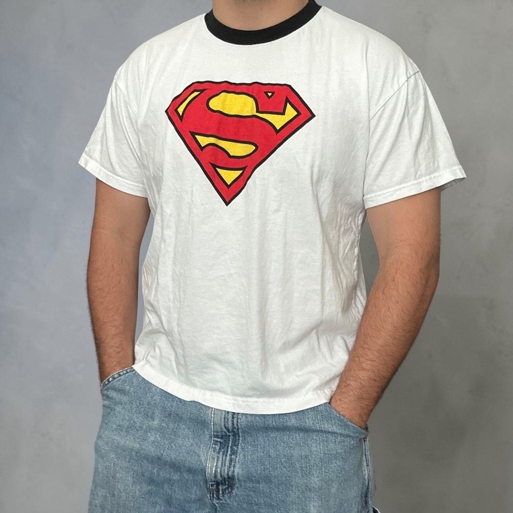 DC Comics Superman Graphic Ringer T-Shirt White Black Size Medium Y2K Retro